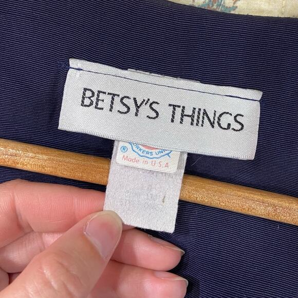 Vintage Union Label Betsey’s Things Medium Navy & Gold Belted Jumpsuit - Picture 11 of 14